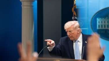 Trump advierte a Irán que cese el cobro a petroleros en Ormuz: "¡Más les vale que no lo hagan!"