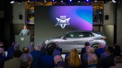 Así es el Cupra Raval, el primer coche eléctrico que se fabrica en la planta de Martorell