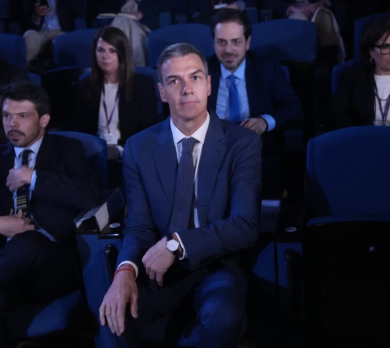 Sánchez urge a romper el acuerdo UE-Israel y llama a crear un "ejército europeo común" tras las amenazas de Netanyahu