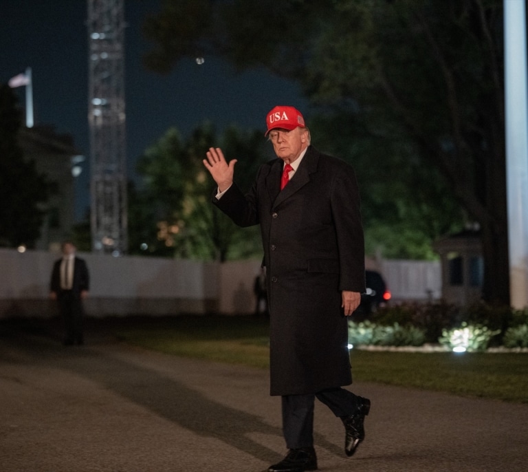 Trump carga contra Meloni tras sus críticas: "La inaceptable es ella, porque no le importa si Irán tiene un arma nuclear"