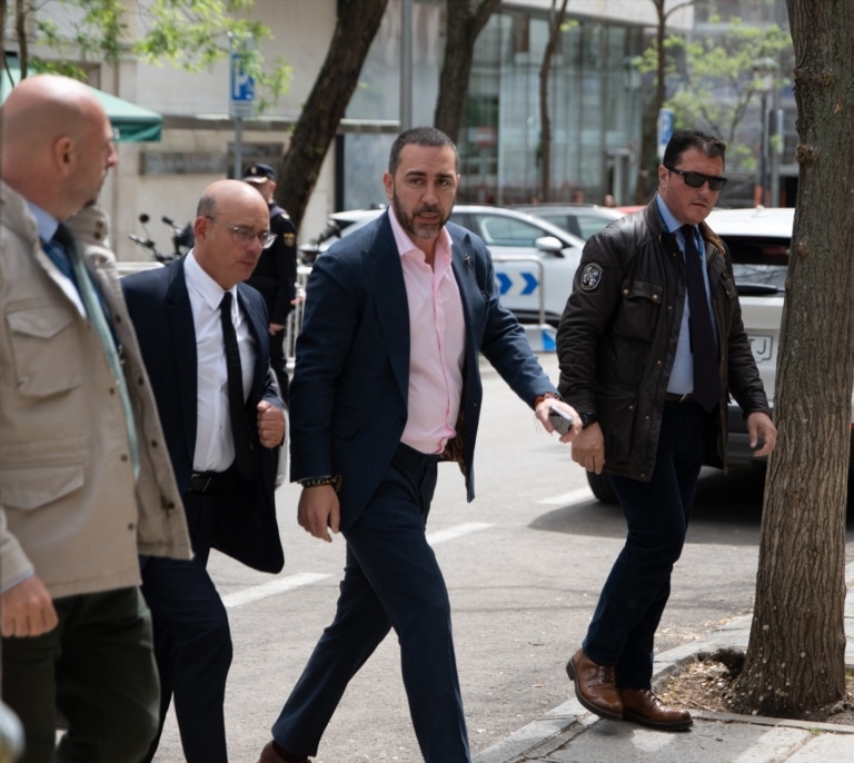 Un exalto cargo de Transportes afirma que Koldo ordenó doblar la compra de mascarillas a la empresa de Aldama: "Ocho millones o nada"
