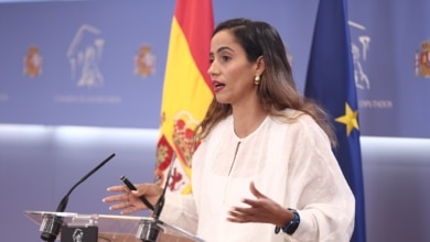 Tesh Sidi asegura que el debate sobre el burka es "una cortina de humo" para no hablar de los problemas reales de la ciudadanía