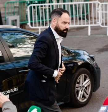 El exgerente del PSOE niega una caja 'B' en Ferraz: "Nunca pedimos [...]