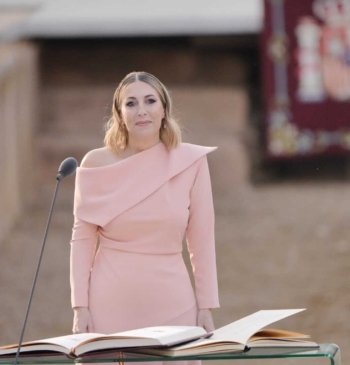 Guardiola promete en su toma de posesión en Extremadura que los derechos [...]