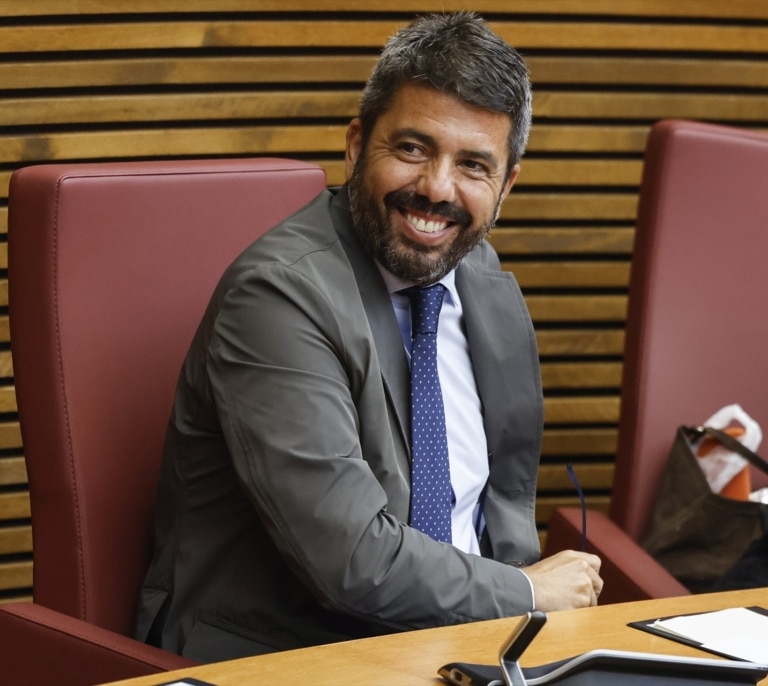 La Fiscalía respalda que Mazón se persone en la causa de la DANA y acceder a las actuaciones procesales