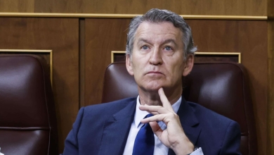 'Los españoles primero': Abascal obliga al PP de Feijóo a retratarse en el Congreso