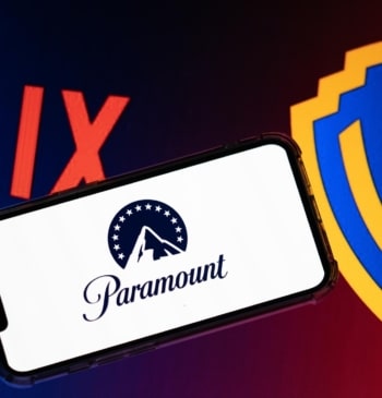 Ben Stiller, Kristen Stewart y otras estrellas (pocas) se mojan contra la [...]