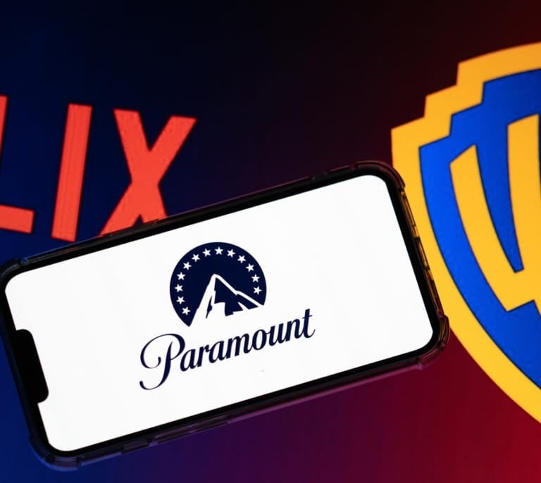 Ben Stiller, Kristen Stewart y otras estrellas (pocas) se mojan contra la fusión que amenaza Hollywood: "Amenaza nuestra industria"