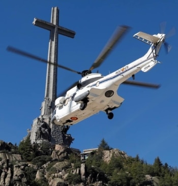 El Gobierno coloca como representante militar ante Ayuso al piloto que sacó [...]