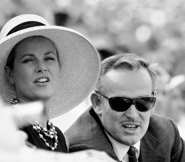 Una dote millonaria y un celestino de lujo: la boda "caótica y frenética" con la que Grace Kelly huyó de Hollywood