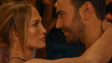 Jennifer Lopez protagoniza 'Office Romance': la comedia romántica "subida de tono" que podrás ver en Netflix