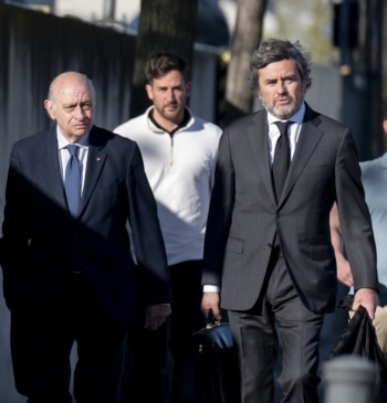 El PSOE pide paralizar el juicio de 'Kitchen' e investigar la "conexión [...]