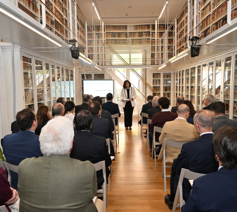 Los notarios cargan contra reforma anticorrupción del Gobierno