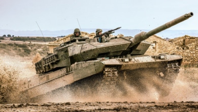 España enviará a Ucrania más carros blindados y munición de 155 mm a partir de mayo