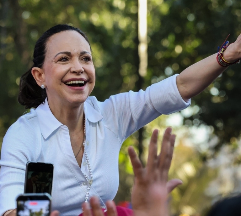 Ayuso recibirá este sábado a María Corina Machado y Edmundo González mientras Sánchez se reúne en Barcelona con Sheinbaum, Lula y Petro