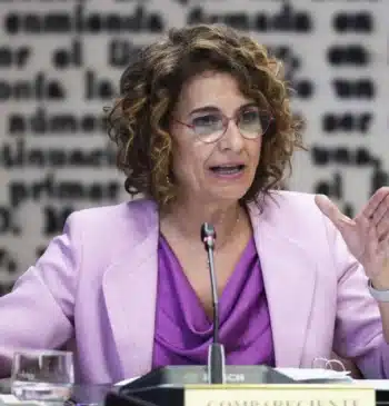 "Quien miente, vuelve": el PP amaga con sentar de nuevo a Montero [...]