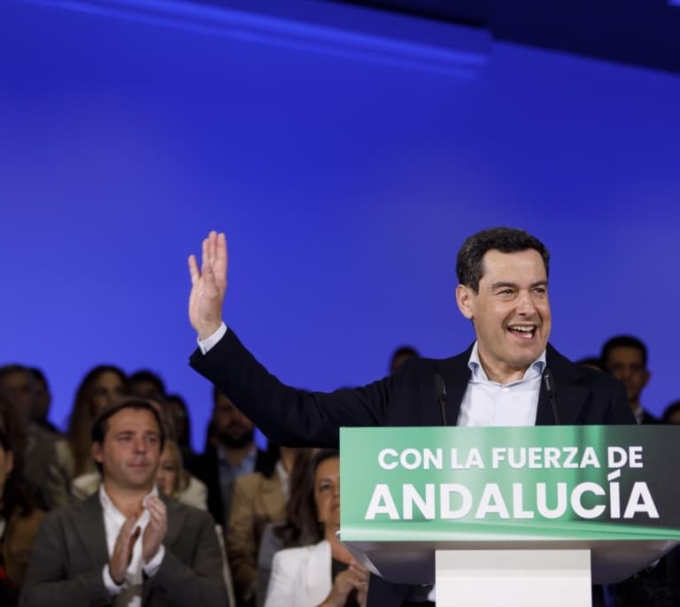 Juanma Moreno eliminará el impuesto de Sucesiones y Donaciones en vivienda entre hermanos si repite en la Junta