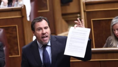 Óscar Puente mete en campaña al 112 en Adamuz para culpar a Juanma Moreno de las muertes del accidente