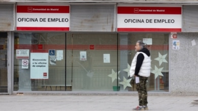 El paro anota su mayor subida en un primer trimestre desde 2013 y la tasa escala al 10,83%