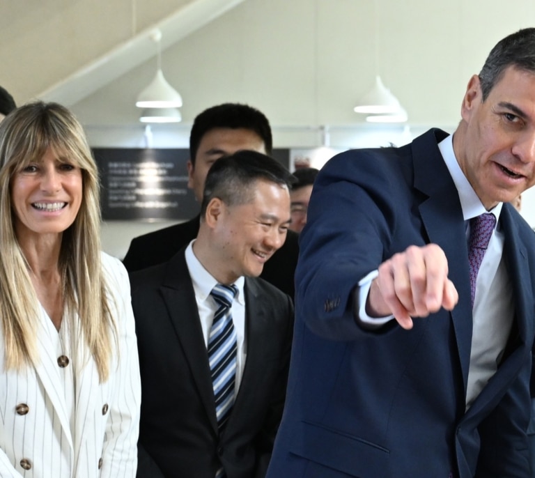 De "Fernando VII" a la Moncloa de Pedro Sánchez y Begoña Gómez: Peinado señala conductas "propias de regímenes absolutistas"