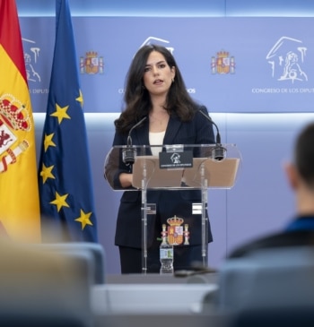 Vox asegura que no dejará que "el PP diluya con su retórica" [...]