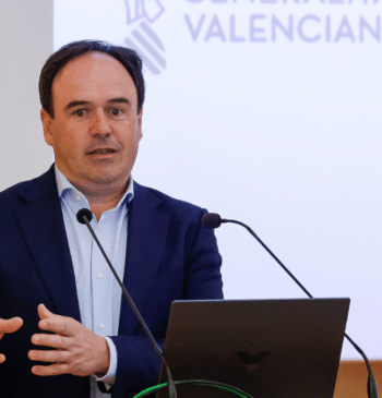 Pérez Llorca reivindica la inversión de su gobierno en infraestructuras sanitarias, "el [...]