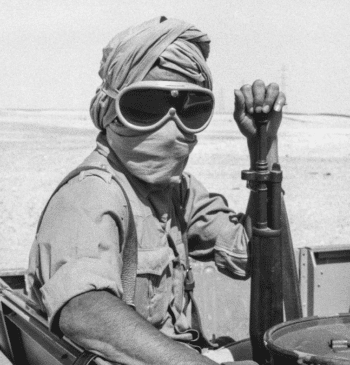 Avedon, Robert Frank, las fotografías de guerra de Pérez-Reverte y el Bernabéu, [...]