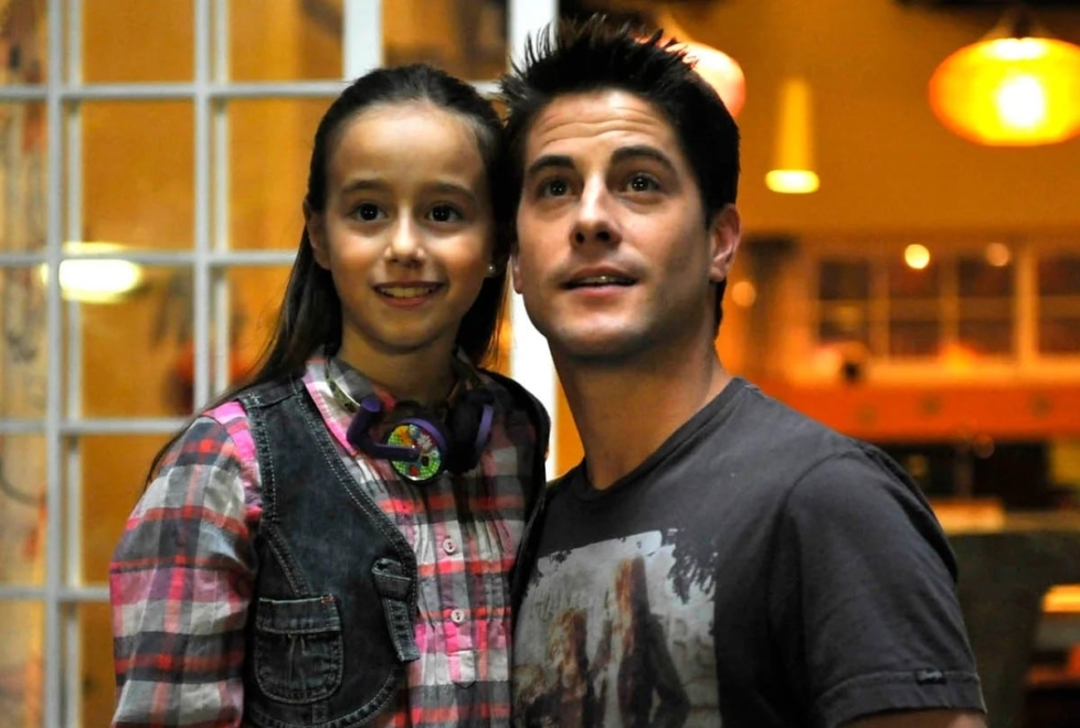 Priscilla Delgado (Lucía) y Lucho Fernández (Culebra) en 'Los protegidos'