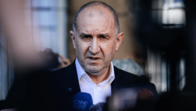 Bulgaria da la victoria al expresidente Rumen Radev, el 'discípulo' pragmático de Orbán