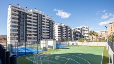 La jueza cita a 15 investigados por la adjudicación de viviendas protegidas en el residencial Les Naus