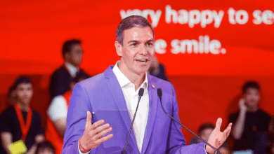 Sánchez, en carroza por España y por el mundo