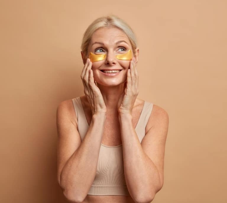 El mejor regalo de belleza para el Día de la Madre: un cofre de lujo con sérum, crema y contorno antiedad