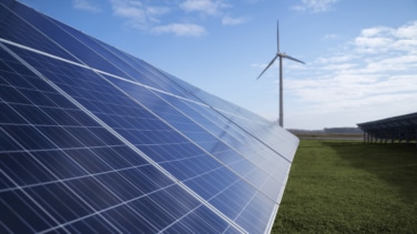 Precio de la luz hoy, 7 de abril de 2026: qué papel juegan las energías renovables