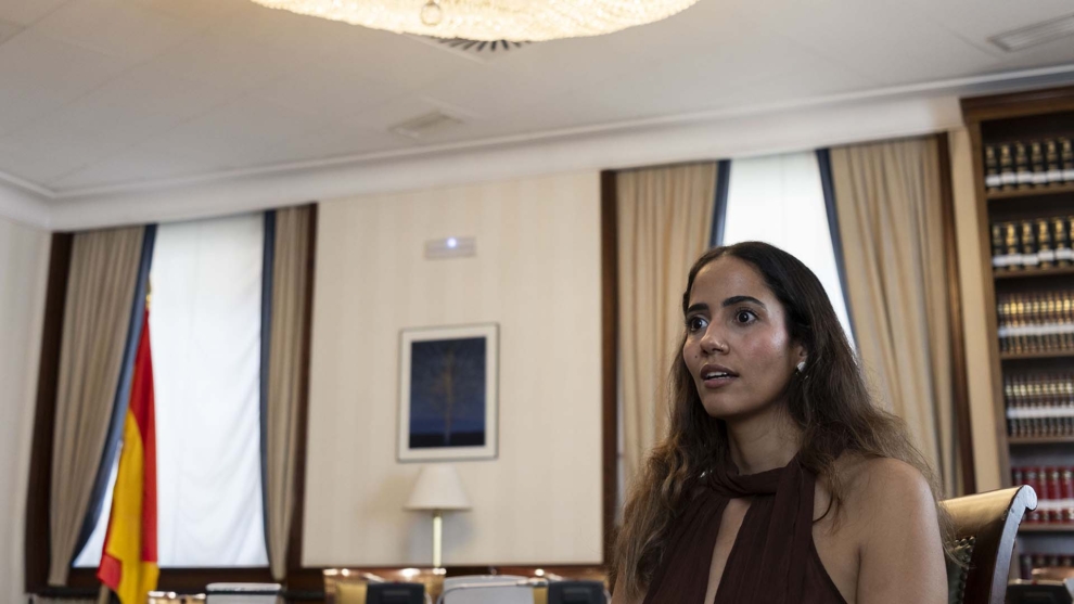 Tesh Sidi durante la entrevista a El Independiente en el Congreso de los Diputados