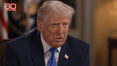 Trump responde con sorna a las teorías de la conspiración que califican de "montaje" el atentado en la cena de corresponsales