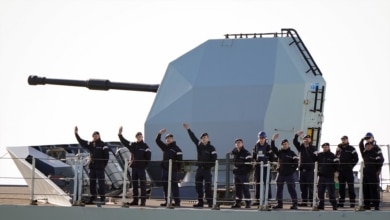 La pequeña agencia de la Royal Navy que salva barcos en el estrecho de Ormuz desde Portsmouth