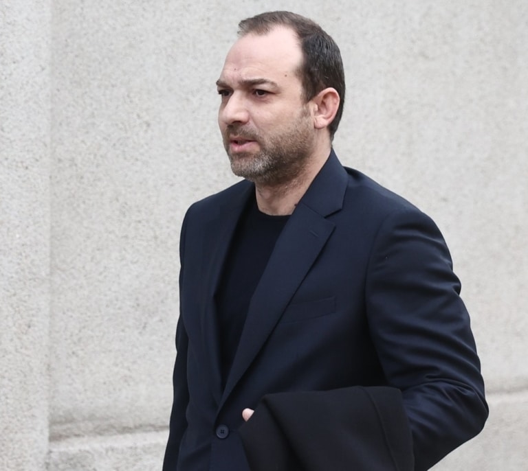 El hijo de Ábalos niega haber hablado "en clave" con Koldo y justifica los pagos a su padre: "Todo era de mis ingresos"