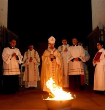 Los secretos de la Vigilia Pascual, la misa más larga e importante [...]
