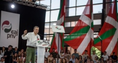 Entre el pacto y el 'postureo': el difícil equilibrio del PNV con Sánchez