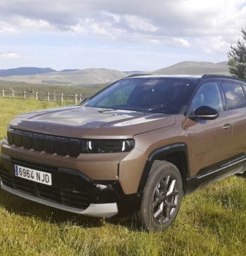 Jeep Compass: Infatigable rutero con espíritu de aventura