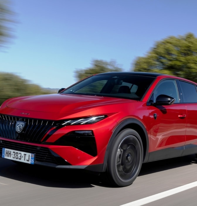 Peugeot 408: Amor a primera vista