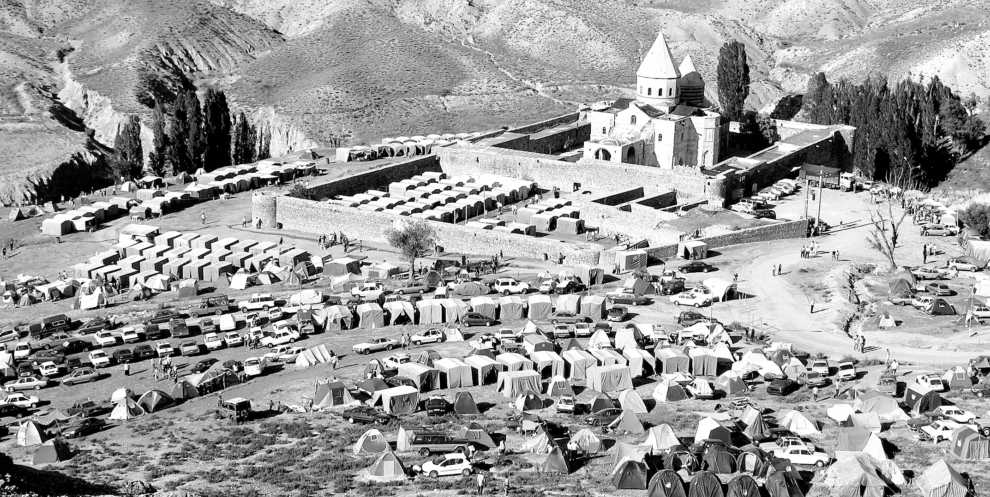 Peregrinación al Monasterio de San Tadeo en 1991