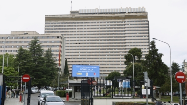 La "metedura de pata" de Robles con las cuarentenas incomoda al Gobierno