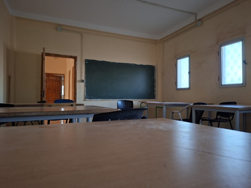 Interior de una clase de la Escuela de Enfermería Ahmed Abdel-Fatah
