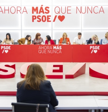El PSOE pide abstraerse de los malos sondeos en Andalucía y pone [...]