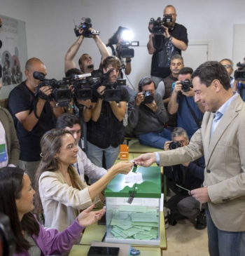 La participación en las elecciones andaluzas sube al 52,16% a las 18:00, [...]