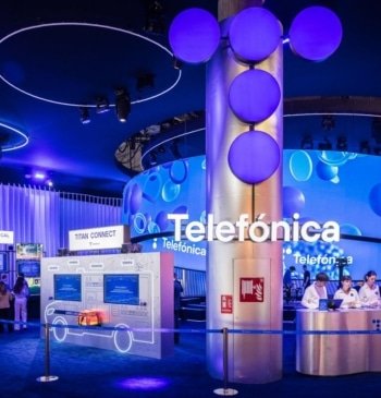 Telefónica reduce pérdidas en el primer trimestre y eleva los ingresos a [...]