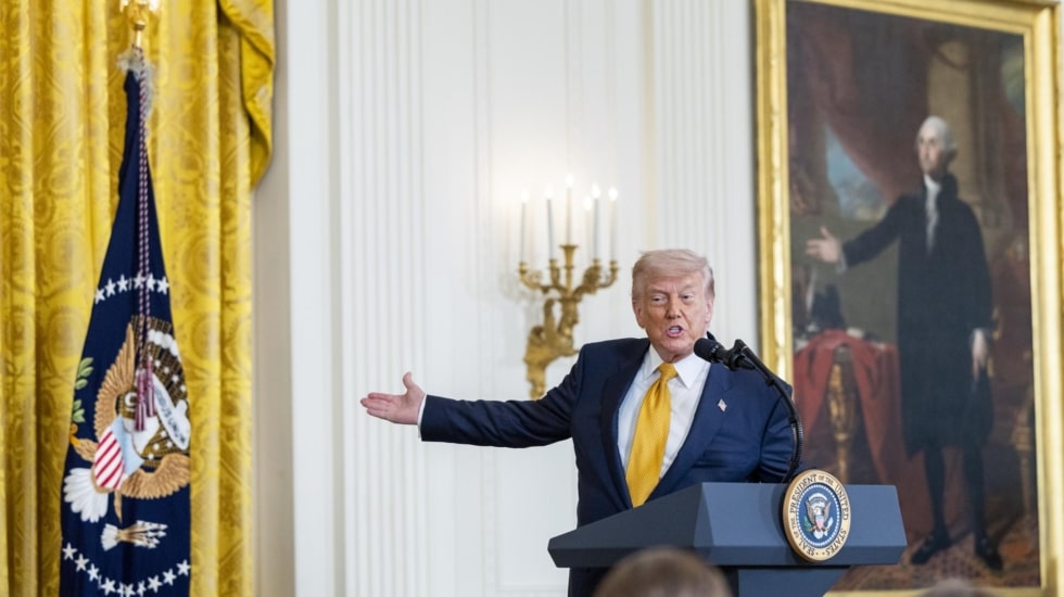 Trump da a la UE hasta el 4 de julio para cumplir un acuerdo comercial y amenaza con subir los aranceles