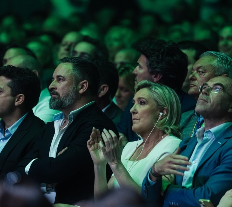 Abascal, la galaxia de críticos de Vox o Alvise: el cisma de la ultraderecha francesa contagia a España