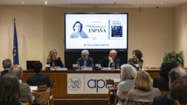 "Sánchez ha puesto en peligro el orden constitucional"